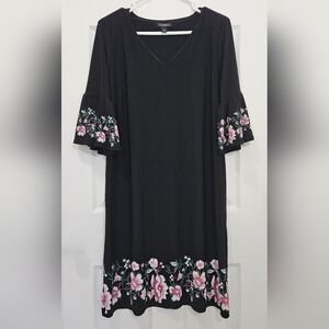 Roz & Ali Black Dress with Floral Embroidery
